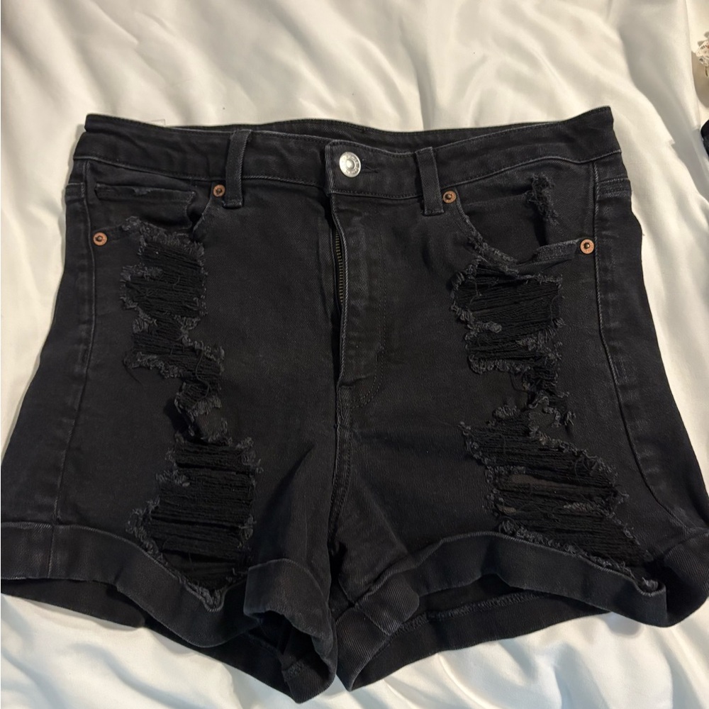 American Eagle mom short Black Distressed Denim Shorts